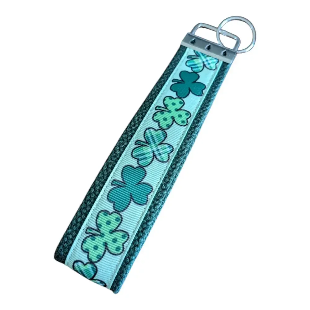 Shamrock Clover Keychain Wristlet Handmade Key‎ FOB Irish St Patricks Day Lucky